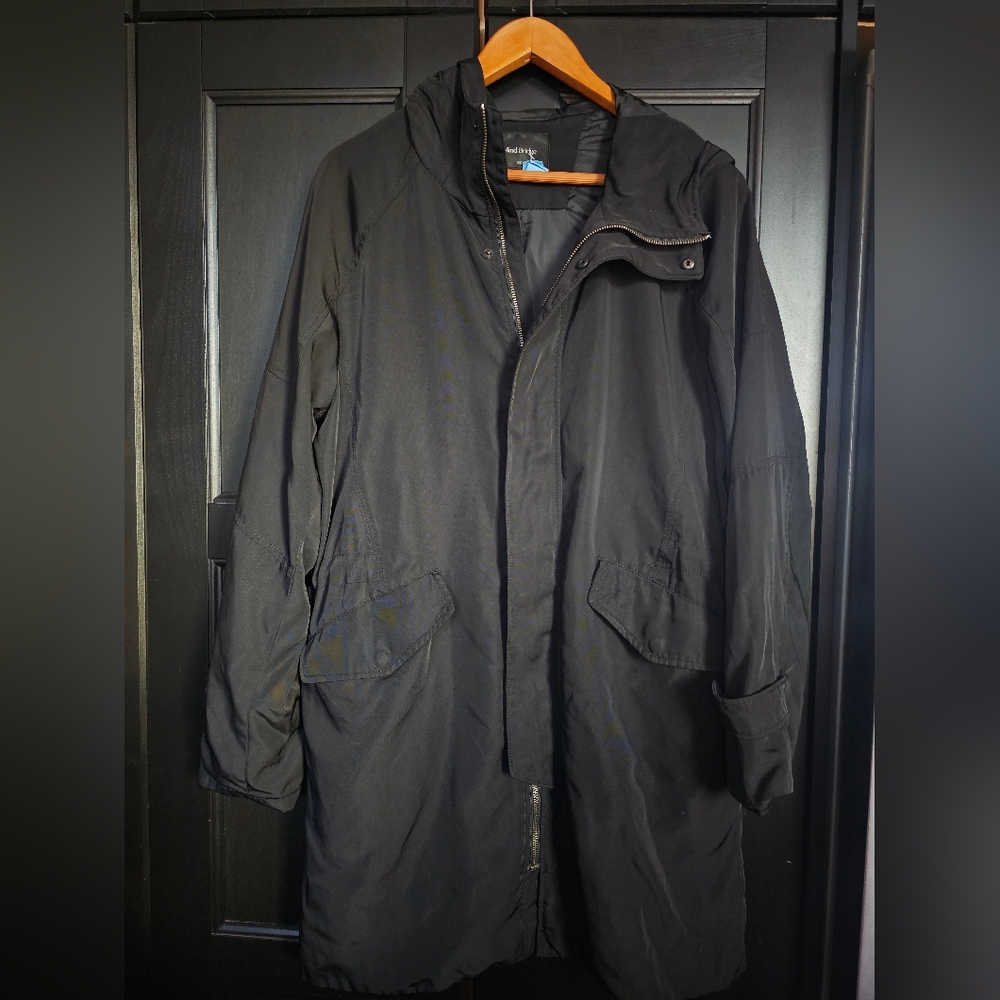 Mind Bridge Men's Black Hooded Jacket- Neo Commuter- Size 100 (M/L) - Picture 4 of 8